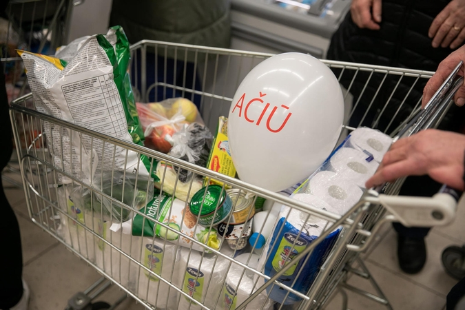 „Ačiū“ turas Tauragėje: „Maximos“ padėkos ir 300 kilogramų tortų
