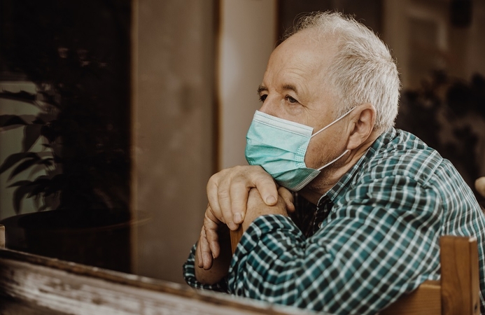 Nauji COVID-19 atvejai: epidemiologų akiratyje – socialinės globos namai