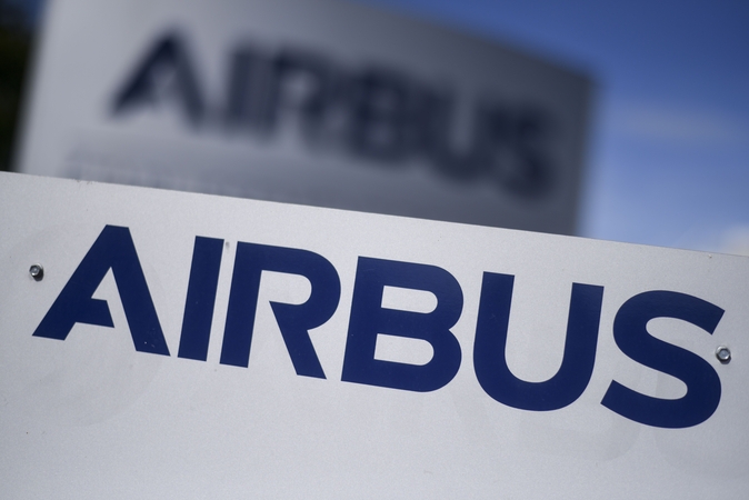 ES reikalauja, kad JAV nedelsiant panaikintų muitus „Airbus“ lėktuvams