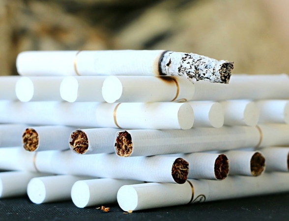 Kontrabandinė rinka Lietuvoje auga – pernai suvartota daugiau nei 580 mln. nelegalių cigarečių