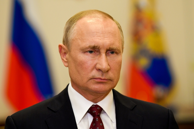 V. Putinas: antradienį baigiamas dėl koronaviruso paskelbtas „nedarbo laikotarpis“