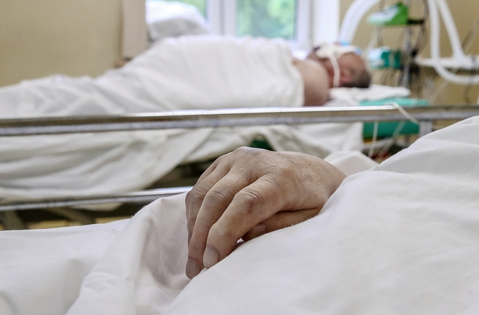 Ligoninėse dėl koronaviruso gydoma vienuolika žmonių