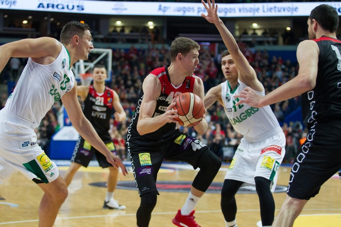 „Žalgiris“ dramatiškai nukovė „Lietuvos rytą“ 