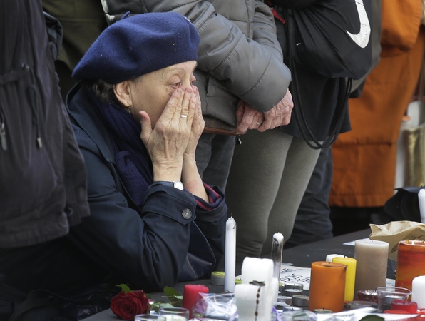 Paryžius bando atsigauti po košmaro