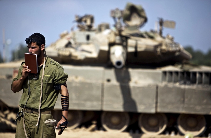 Izraelio kariai pabėgėlių stovykloje nušovė palestinietį, dar 10 sužeidė
