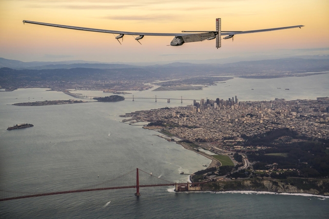 „Solar Impulse 2“ sėkmingai nuskrido iš San Fransisko į Finiksą