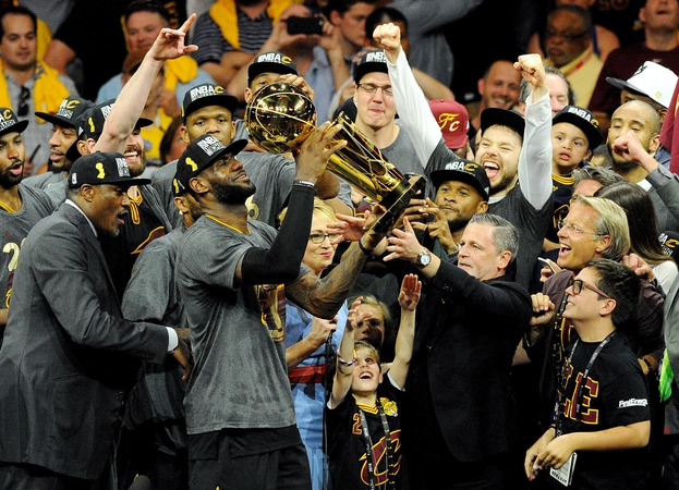 Klivlando „Cavaliers“ krepšininkai pirmą kartą tapo NBA lygos čempionais