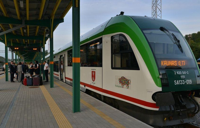 Po ilgos pertraukos į Kauną atvyksta pirmasis traukinys iš Lenkijos