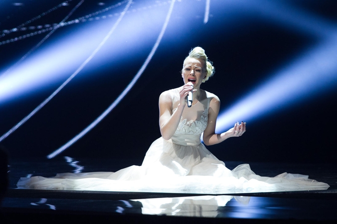 Mia pasidavė įkalbinėjimams dėl „Eurovizijos“