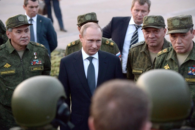 V. Putinas ketina steigti Baltarusijoje rusų karinę bazę