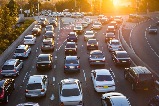 Idėja, virtusi realybe: prasideda bendraujančių automobilių era
