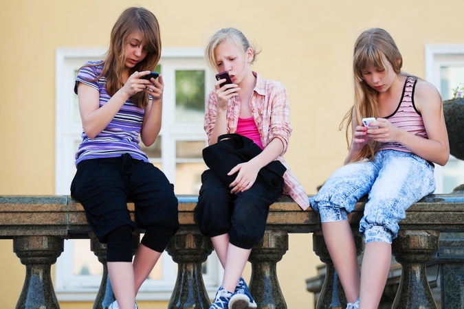 Ar klausiate vaikų, kaip jiems šiandien sekėsi internete?