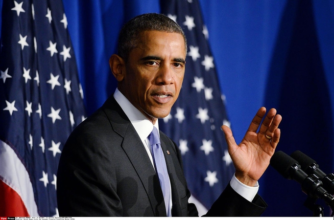 B. Obama ragina baigti „isteriją“ dėl Ebolos viruso protrūkio