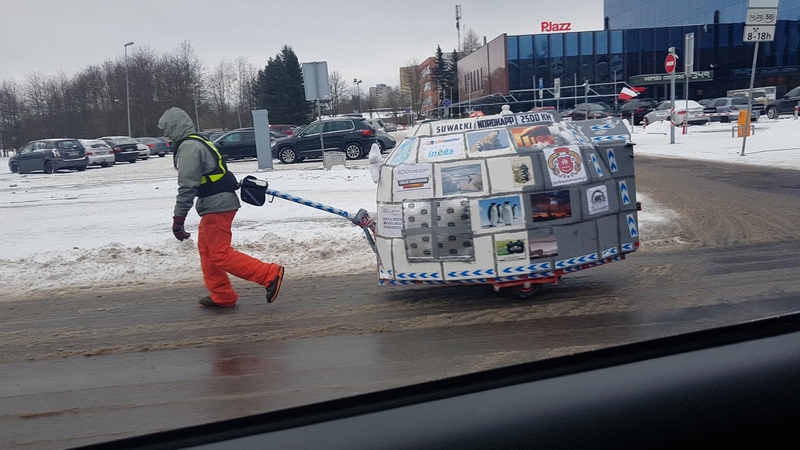Kauniečių dėmesį patraukė įdomus Lenkijos keliautojas