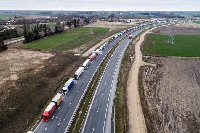 Naujausia informacija: Lietuvos ir Lenkijos pasienyje eilių nebeliko