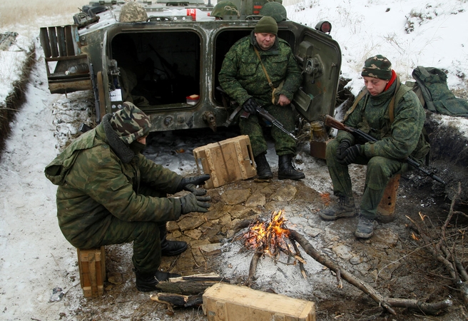 Per susirėmimus Ukrainoje žuvo mažiausiai penki kariai