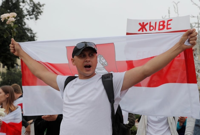 Kanada ir ES paragino Baltarusiją pradėti nacionalinį dialogą
