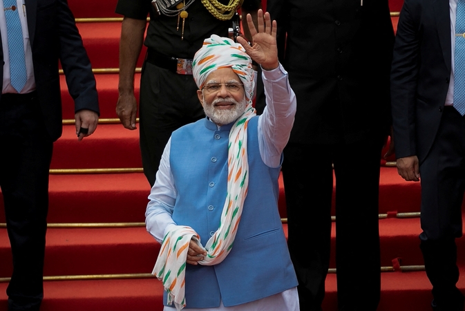 N. Modi žada per 25 metus paversti Indiją išsivysčiusia šalimi