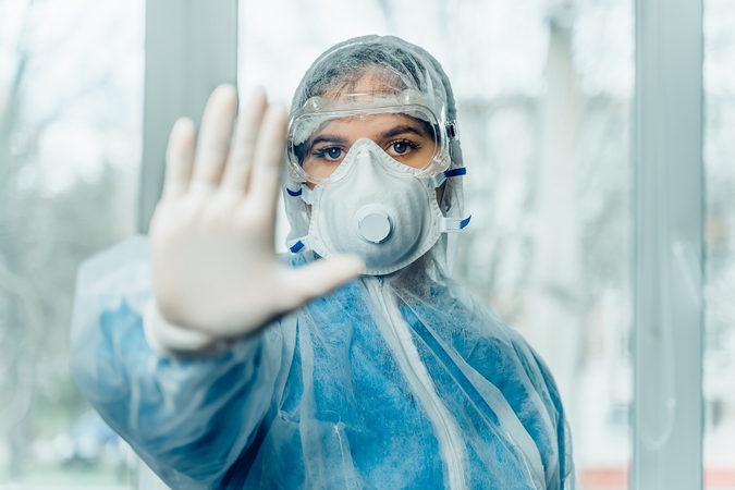 „Intersurgical“ vadovas: izoliuota virš 140 gamyklos Pabradėje darbuotojų