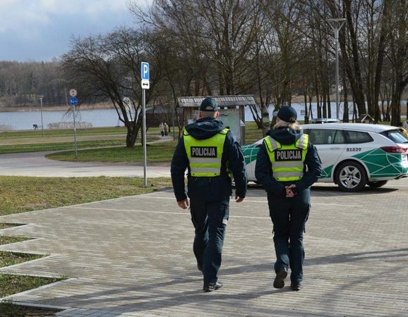 Dar nesupranta, kas yra karantinas ir saviizoliacija: per dieną – 82 pranešimai