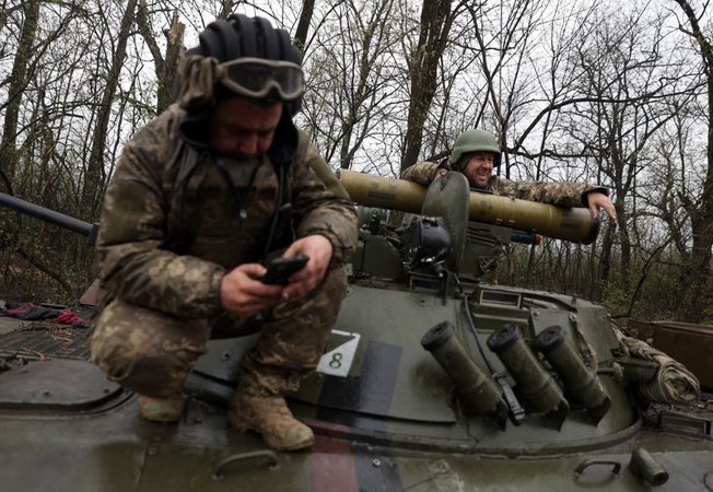 Ukrainos kariuomenė: Rusija sustabdė puolimą Donbase