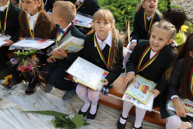 Atokiame Čekiškės miestelyje atgimė gimnazija