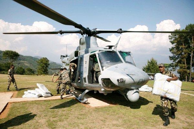 Sudužus sraigtasparniui Nepale žuvo septyni žmonės, tarp jų – ką tik gimęs kūdikis