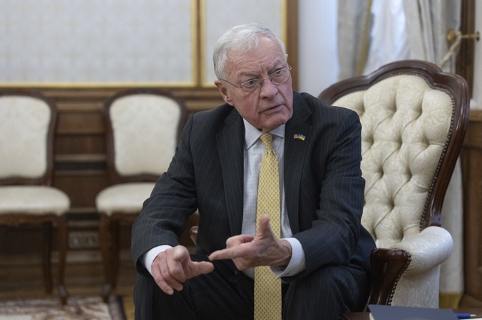 Trumpo pasiuntinys be užuolankų kirto Rusijai