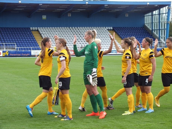 Moterų futbolo pirmenybėse pergales šventė visos trys pirmaujančios komandos