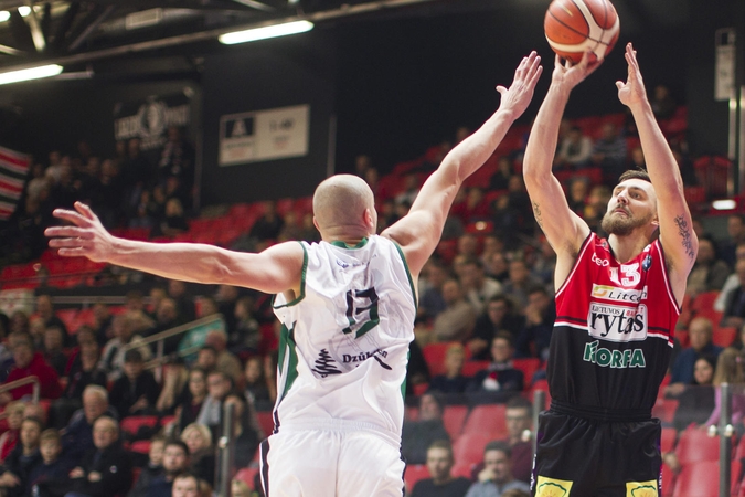 Po atkaklios kovos „Lietuvos rytas” palaužė „Dzūkiją”