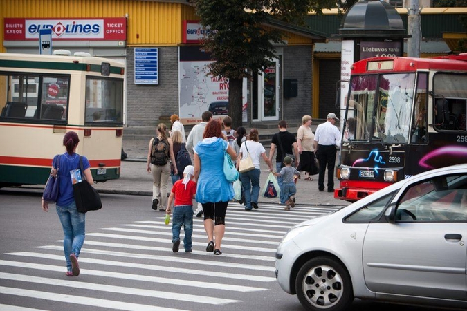 Reido metu Kauno pareigūnai nusitaikė į pėsčiuosius: pažeidimų netrūko