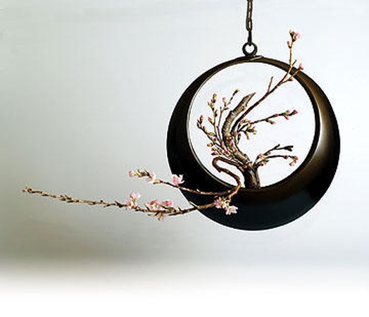 Ikebana – japoniškos meilės gėlėms burtažodis