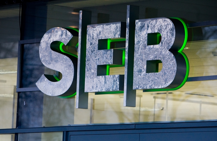 Akibrokštas: bankas negali sulaikyti lėšų pervedimo į užsienio banką, nors klientas nurodo buvęs apgautas.
