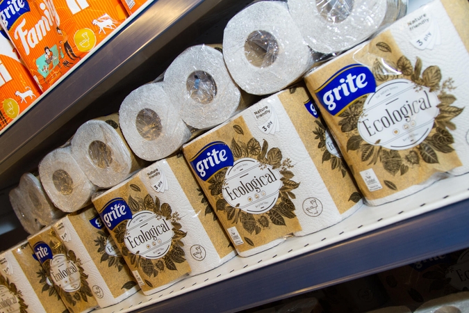 „Senukai“ Baltijos šalyse stabdo „Grigeo“ produkcijos pirkimą