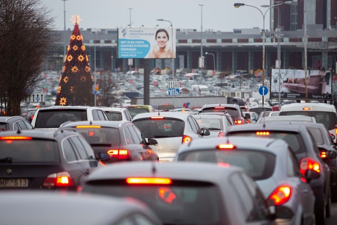 Svarbi žinia vairuotojams: nuo kitų metų – nauji reikalavimai pirmosios pagalbos rinkiniui