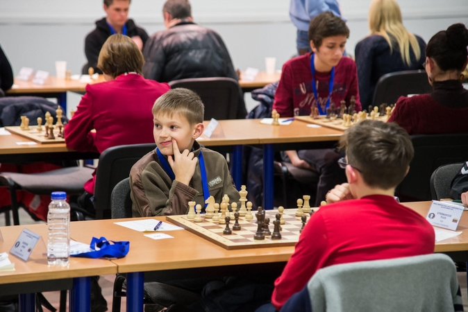 Pasaulio šachmatų mėgėjų komandiniame čempionate – VDU pergalė