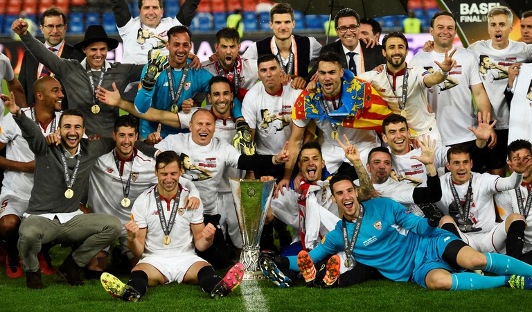 „Sevilla“ trečią sezoną iš eilės tapo Europos futbolo lygos nugalėtoja