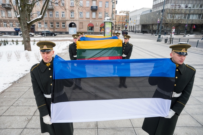 Estiją sveikinantys Lietuvos vadovai ragina toliau dirbti kartu