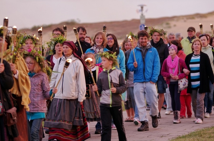 Į Neringą grįžta šviesos ženklais ir legendomis apipintas festivalis (programa)