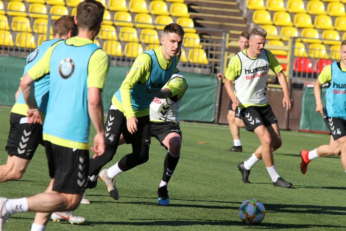 Lietuvos futbolo rinktinė – motyvuota iškovoti pirmąją pergalę