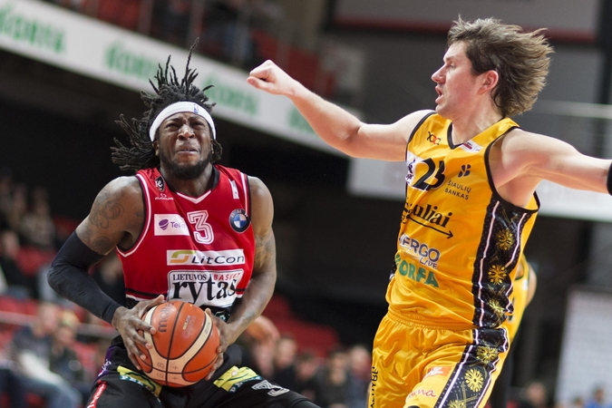 „Lietuvos rytas“ su silpniausia LKL komanda vargo tris kėlinius