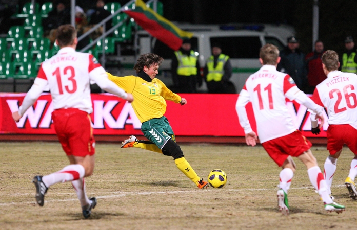 Lietuvos futbolo rinktinė vėl žais su Lenkija