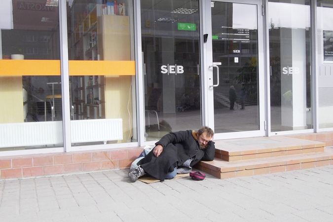 Problema: žiemos metu greitosios pagalbos medikai nespėja benamių vežti į ligonines.