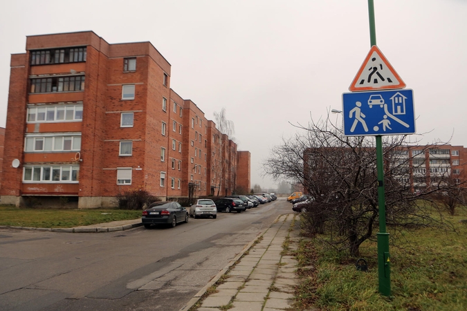 Pietinę gatvę norėjo padalinti pusiau