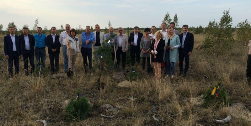 Smiltynėje įamžinti Baltijos uostai