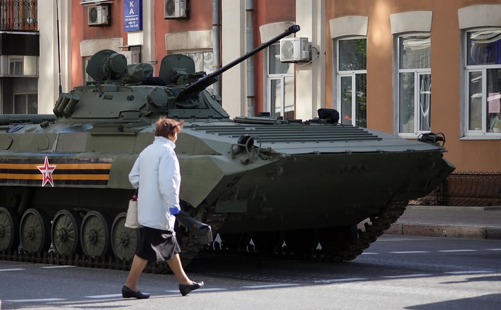 Ukrainos separatistai surengė Pergalės dienos karinį paradą