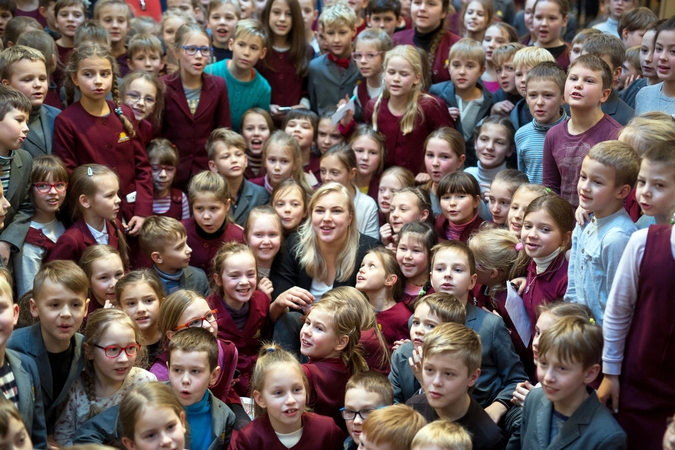 Vaikai per gimtadienį R. Meilutytei uždavė 20 klausimų
