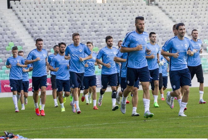 Slovėnijos futbolo rinktinė laimėjo kontrolines rungtynes