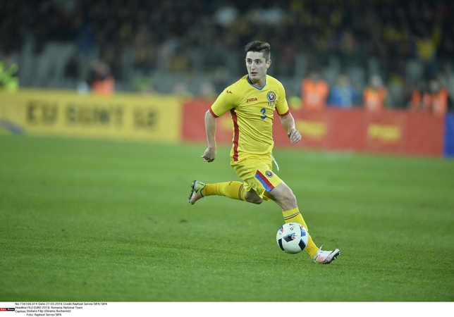 Europos čempionatui besirengiantys Rumunijos futbolininkai sužaidė lygiosiomis