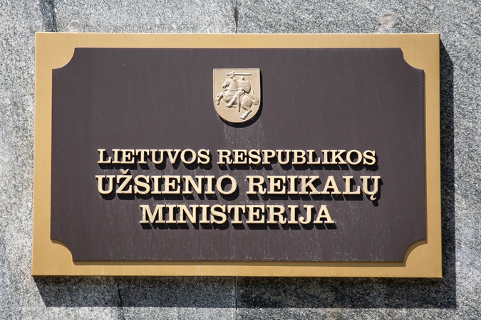 URM tikisi, kad JAV muitų pauzė Lietuvos verslams suteiks daugiau aiškumo trumpuoju laikotarpiu